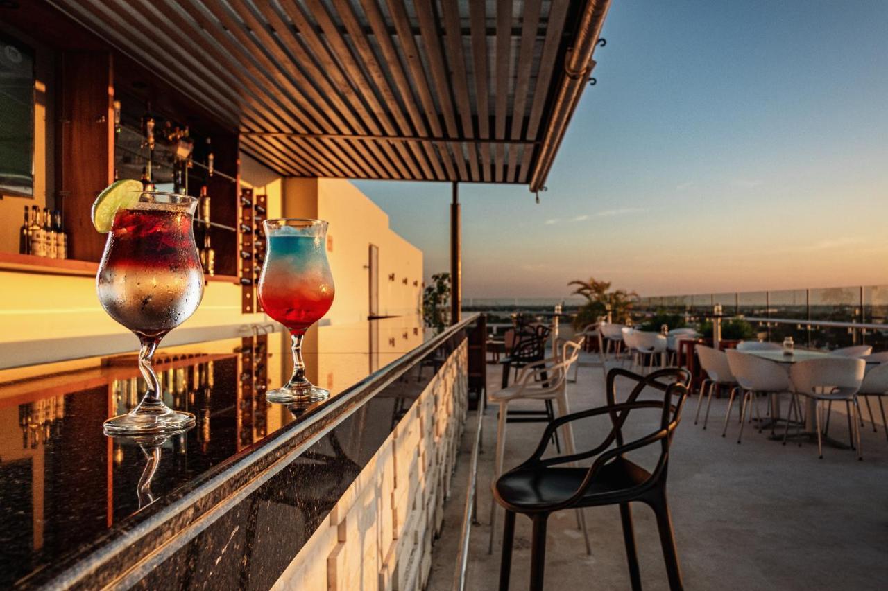 Meson De La Luna Hotel & Spa Мерида Екстериор снимка