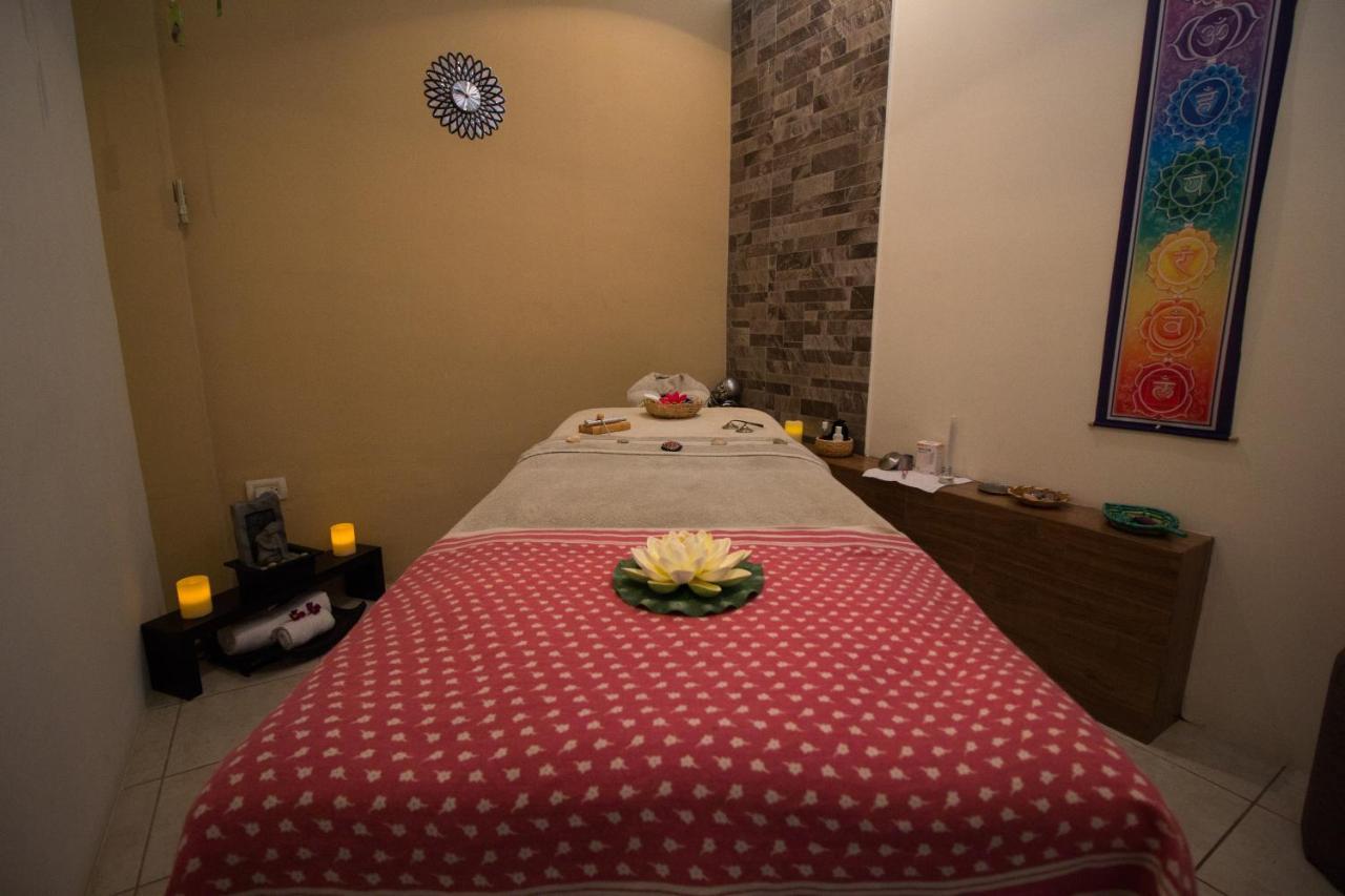 Meson De La Luna Hotel & Spa Мерида Екстериор снимка