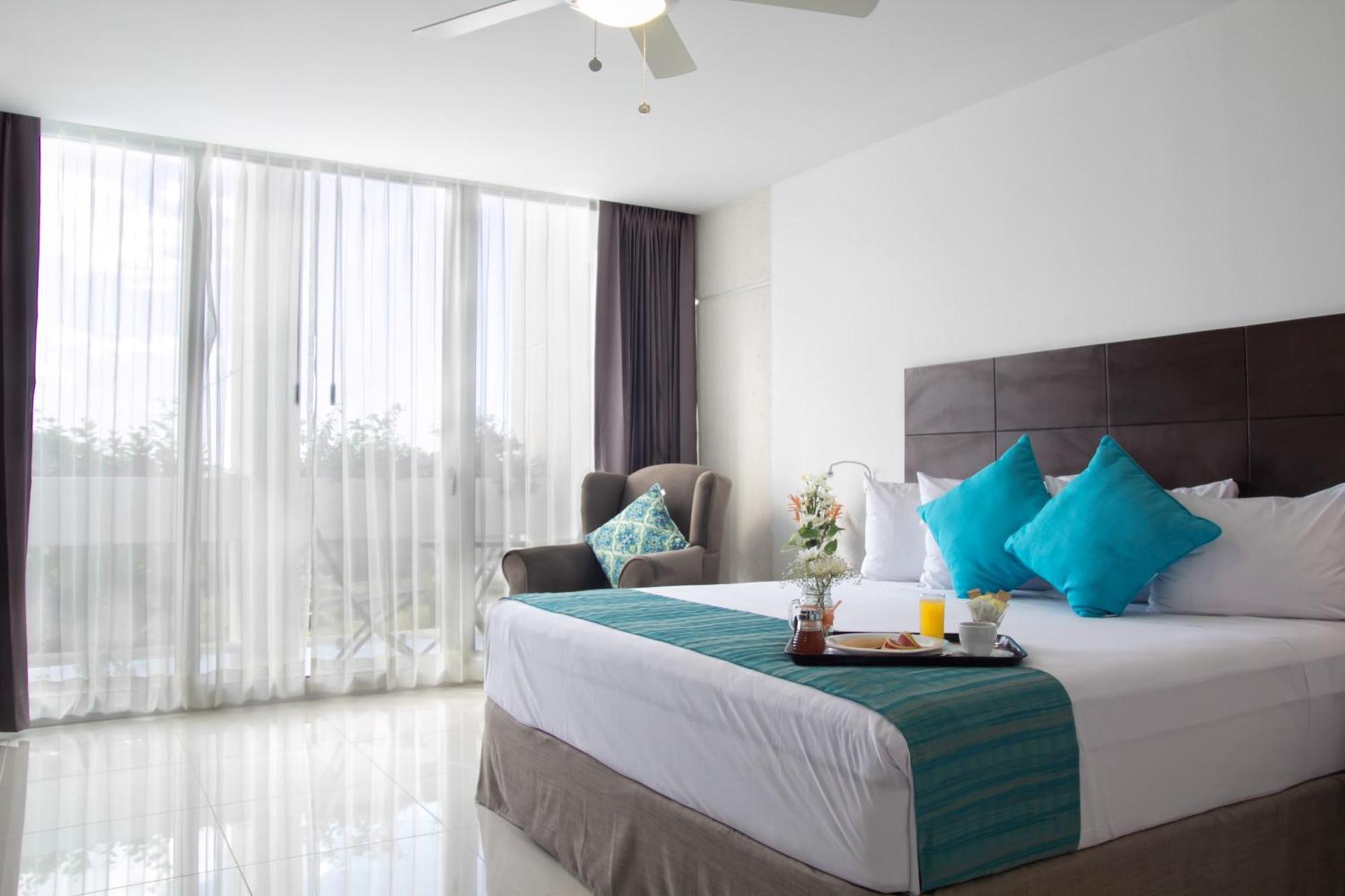 Meson De La Luna Hotel & Spa Мерида Екстериор снимка